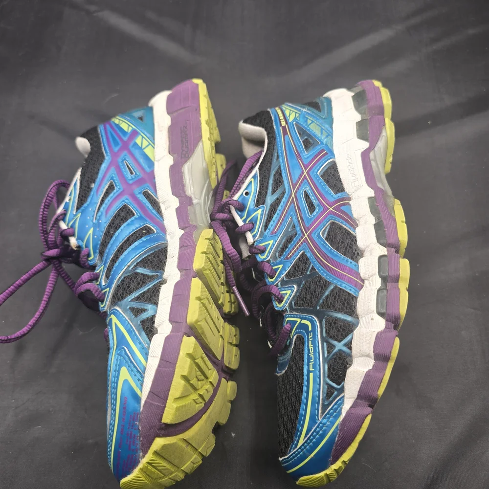 Asics step into